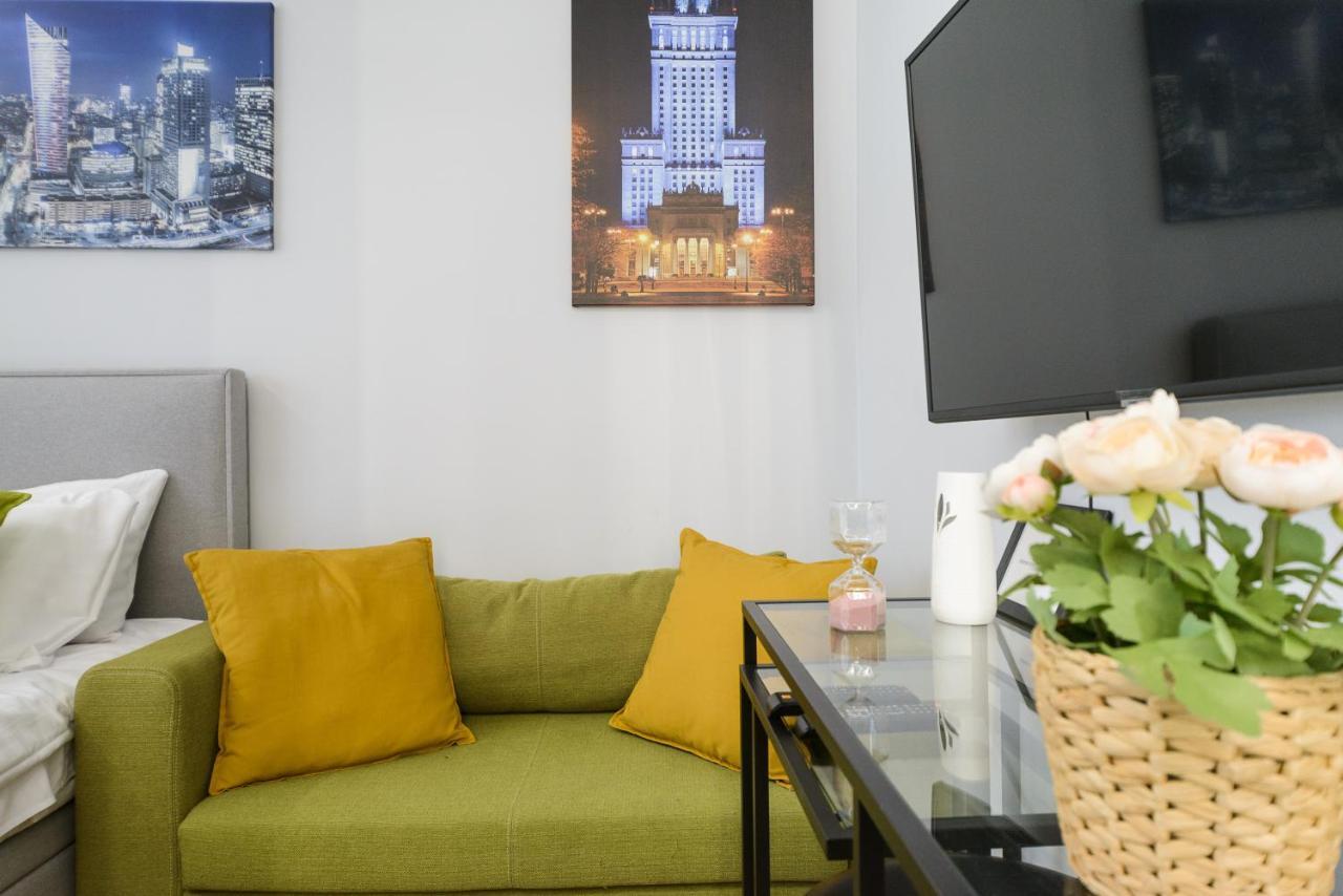 Luxury Apartments Near Warsaw Uprising Museum エクステリア 写真